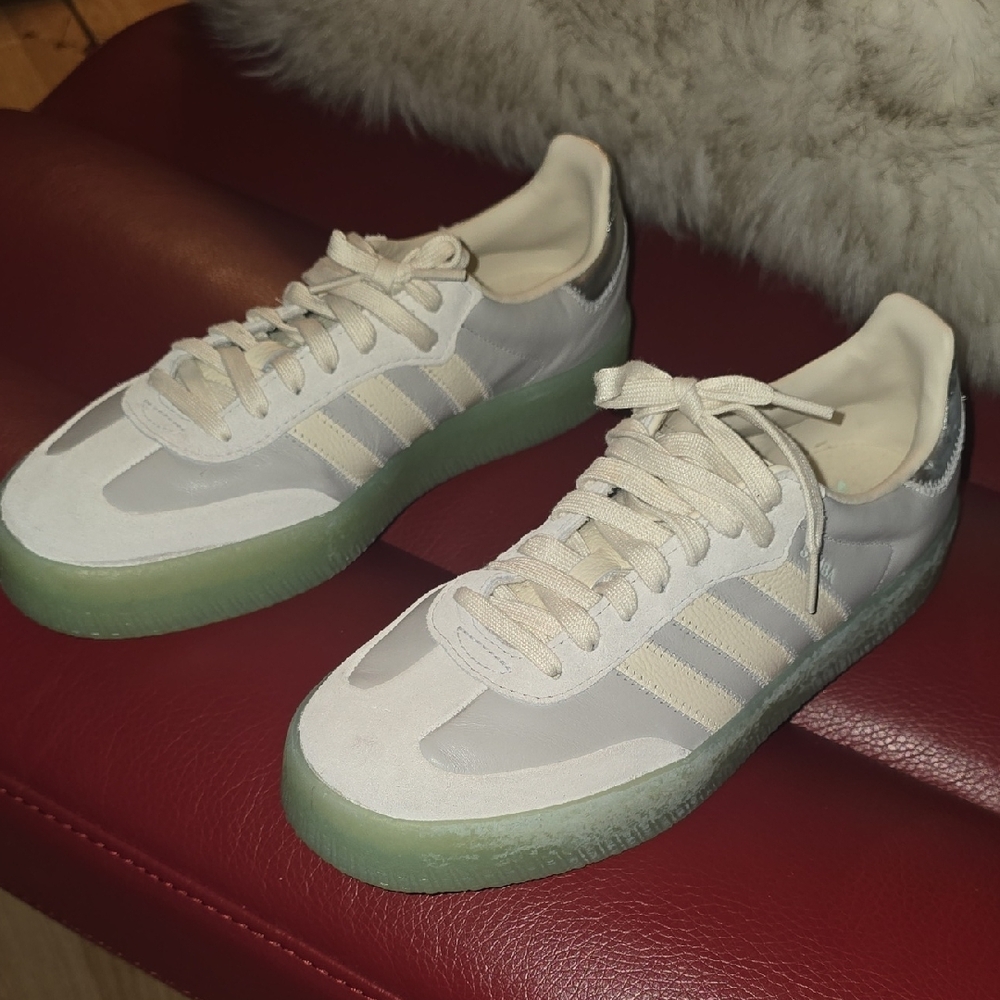 Adidas Sambae Sneakers in Gray With Transparent Green Sole, Sz 11 - Picture 6 of 8
